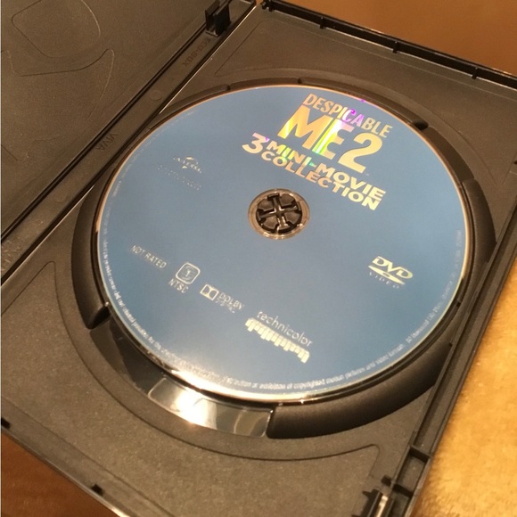 Despicable Me & Despicable Me 2 / Pair / 6/Mini-Movie Collections / 2 DVDโs / ๐ - Picture 5 of 10